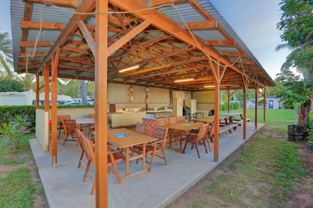 Alva Beach Tourist Park Bagian luar foto